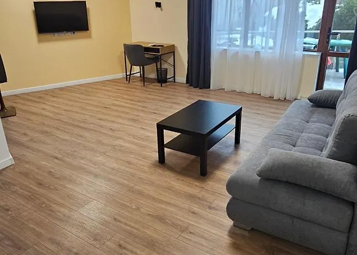 естет Estet * Oreshak (Lovech)